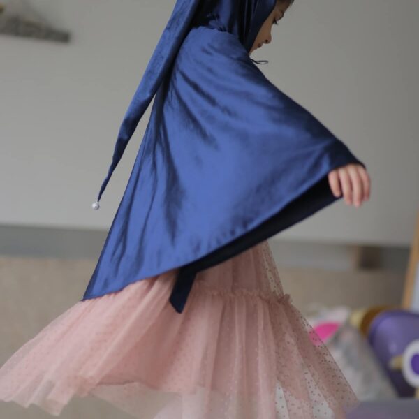 Dwarf cloak